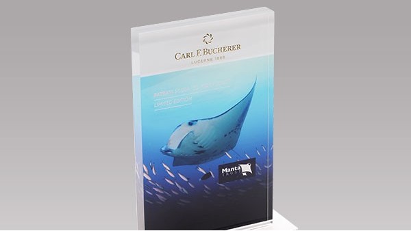 定制亞克力展示架時(shí)，什么樣質(zhì)量才算標(biāo)準(zhǔn)？